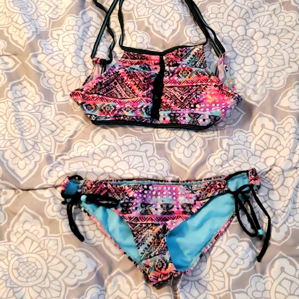 Bathing suit